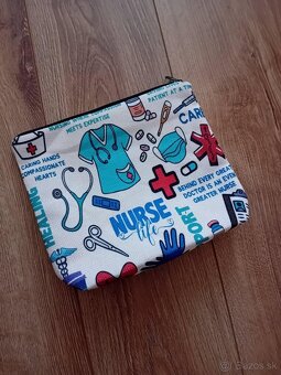 Kozmetická taštička - 2