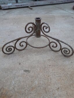 Predám stojan na stromček, alebo kvety - 2