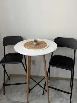 Barový stôl so stoličkami - 2