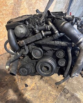 KOMPLET MOTOR M57 3.0 D BMW 5 E60 - 2