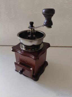 Predám retro mlynček na kávu - 2