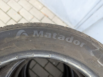 Predám letné pneumatiky Matador 195/50R15 - 2