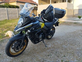 Suzuki DL650 V-STROM XT - 2
