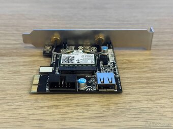 GIGABYTE PCIe Wifi a Bluetooth karta - 2