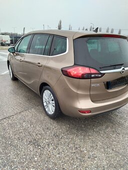 Opel zafira tourer - 2