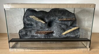 Terárium 70x45x110 - 2