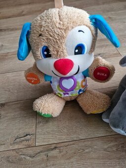 Interaktivny macko Fisher Price+iné - 2