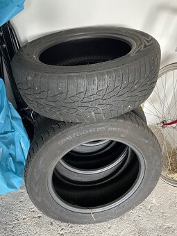 Nokian WRD4 185/60 R15 - 2