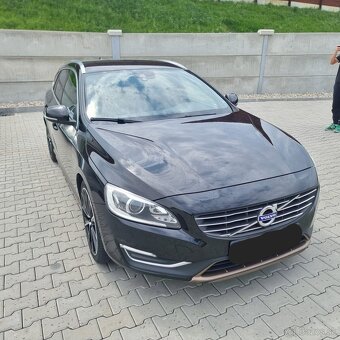 Volvo V60 – benzín + CNG - 2