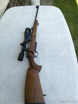 Guľovnica CZ 555 - 2