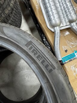 Pirelli letné 245/40 R20 - 2