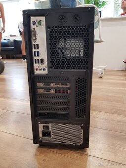 PC - i5-6500 / 16GB RAM / GTX 970 4GB - 2