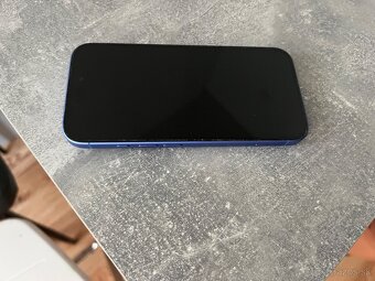 Predám IPhone 16 128 Gb ultramarine - 2