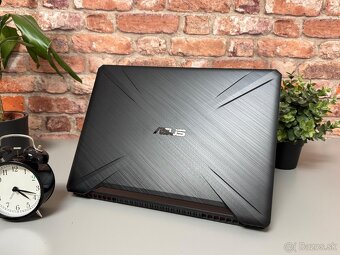 Asus TUF GAMING FX505\Ryzen 7 3750H\16GB\RTX 2060\SSD\1 - 2