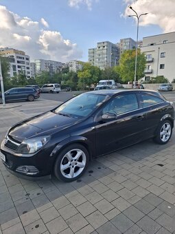Opel Astra GTC  1.6 benzín - TOP STAV - 2