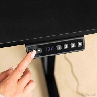 Elektricky nastaviteľný stôl 120 x 60 cm - 2