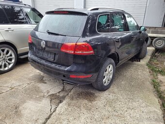 Kapota,blatník  touareg 7p - 2