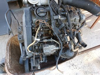 Motor 1,9tdi octavia - 2