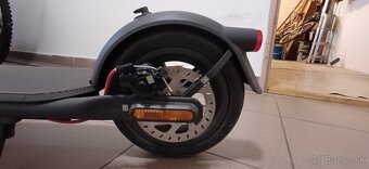 Elektrická kolobežka Xiaomi scooter 4 - 2