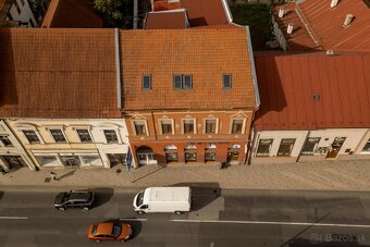 Obchodný priestor s úžitkovou plochou cca: 1040 m2. - 2