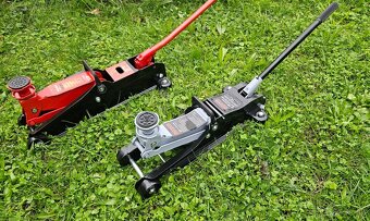 Hydraulicky zdvihak 2,5t a 3t - 2