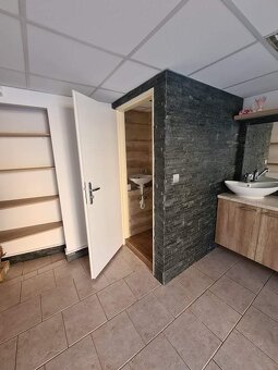 NA PRENÁJOM moderne zrekonštruovaný priestor - 2