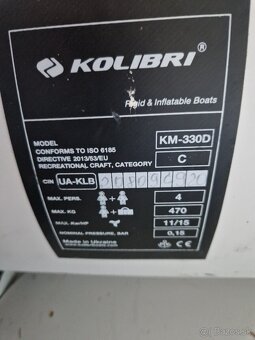 Motorový čln Kolibri km 330d - 2
