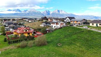 Na predaj stavebný pozemok s možnosťou okamžitej výstavby ro - 2