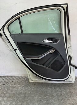 Mercedes A klassa W176 2012- ľavé zadné dvere - 2