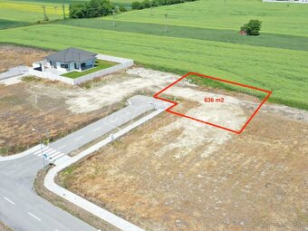 IDEÁLNY TVAR, IDEÁLNA VÝMERA STAVEBNÝ POZEMOK 636 m2… - 2