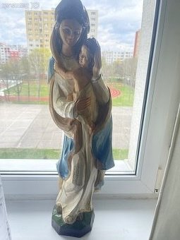 Panna Mária s dietatkom - 2