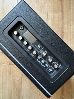 MOOER Hornet Modelingové gitarové kombo - 2