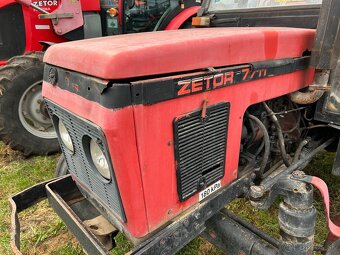 predám komplet kapotaž na zetor major - 2