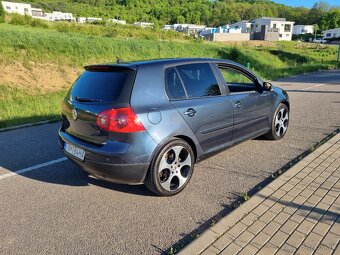 Volkswagen Golf V 1.9TDI 77KW Sportline 6 Speed - 2