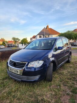 Vw Touran DSG 2.0TDI - 2