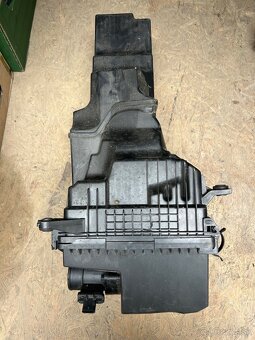 Kia Stonic 2018 obal filtra vzduchu , Váha vzduchu - 2