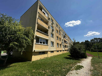 124 990,-€ PREDAJ 4 izbový byt s balkónom po čiastočnej - 2