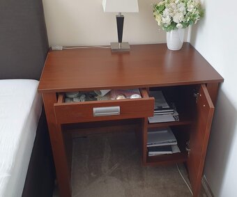 Malý kancelársky stolík - 2