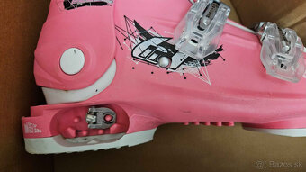 Lyže, set pre dievča. - 2