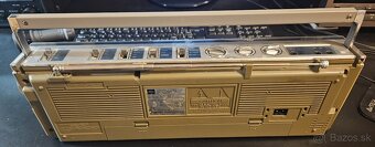 Predám rádio magnetofón Toshiba - 2