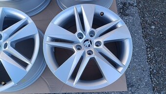 R17 5x112 mm orig. škoda (audi, seat, volksagen) - 2