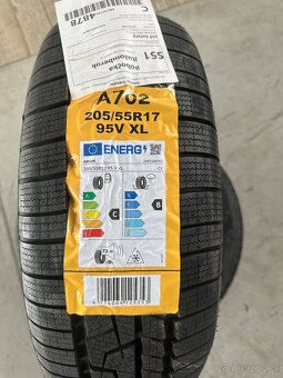 205/55 R17 - 2