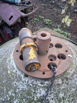 Predam vyrovnavaci piest zetor kristal - 2