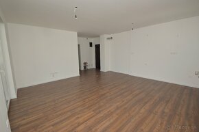 Predaj priestranný 3i byt s 7,15 m2 balkónom, Rajka - 2