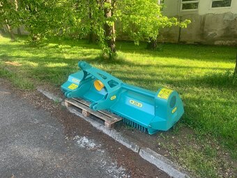 MULCOVAC HYGHLANDER 205 - 2