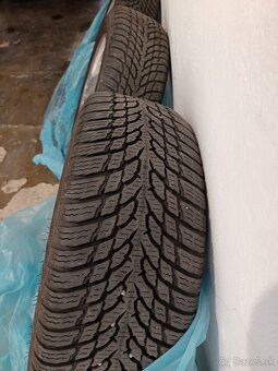 4x 205/60/R16 zimné na diskoch rezervované - 2