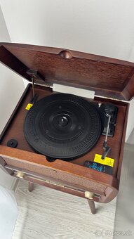 Gramofon retro - 2