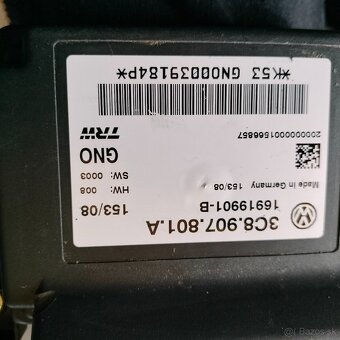 Passat B6 , riadiaca jednotka parkovacej brzdy - 2