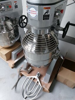 Kuchyňský robot 20 L šlahač miesič cesta profi - 2