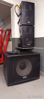 Predám aktivne reprobedne soundking 1200w - 2